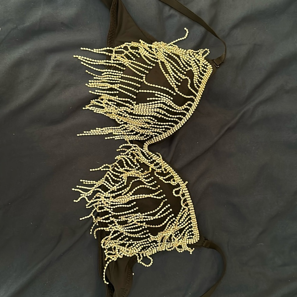 Women’s bejeweled fringe bra/top size medium